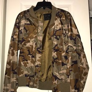 women’s small camo jacket